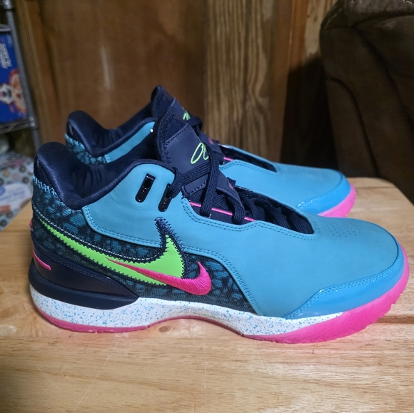 Nike Zoom LEBRON NXXT GEN AMPD - Picture 5 of 8
